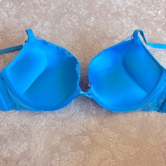 Brand New Victoria’s Secret Bombshell Rose Lace & Grommet Push-Up Bra Capri Blue - Picture 8 of 15